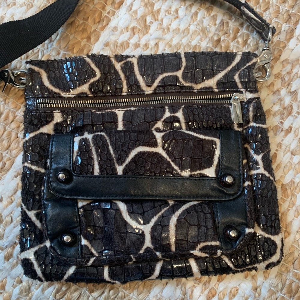 Shoulder bag!